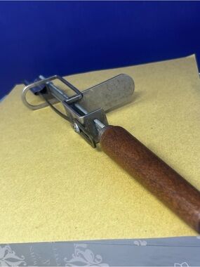 Phentex adjustable mechanical Punch Needle Tufting tool Canada